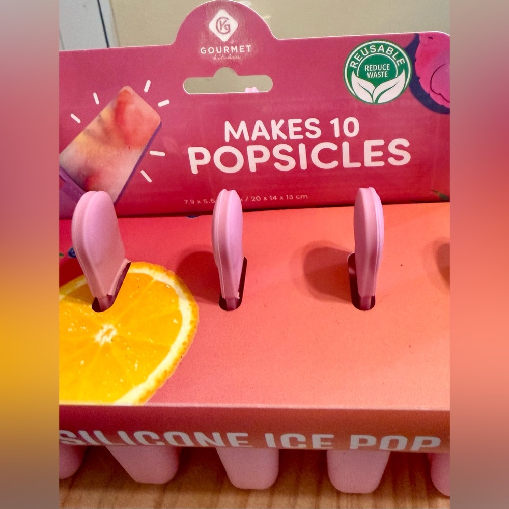 Gourmet, Reusable Silicone Ice Pop Mold, NWT makes 10 popsicles at once. - Picture 2 of 5